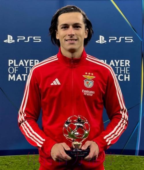 阿斯:皇马豪购中场球员 首选罗德里有意麦卡恩佐